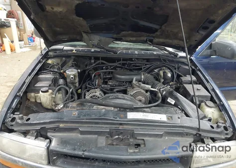 2001 Chevrolet S-10 Ls from USA, damaged, VIN 1GCCT19W618243591